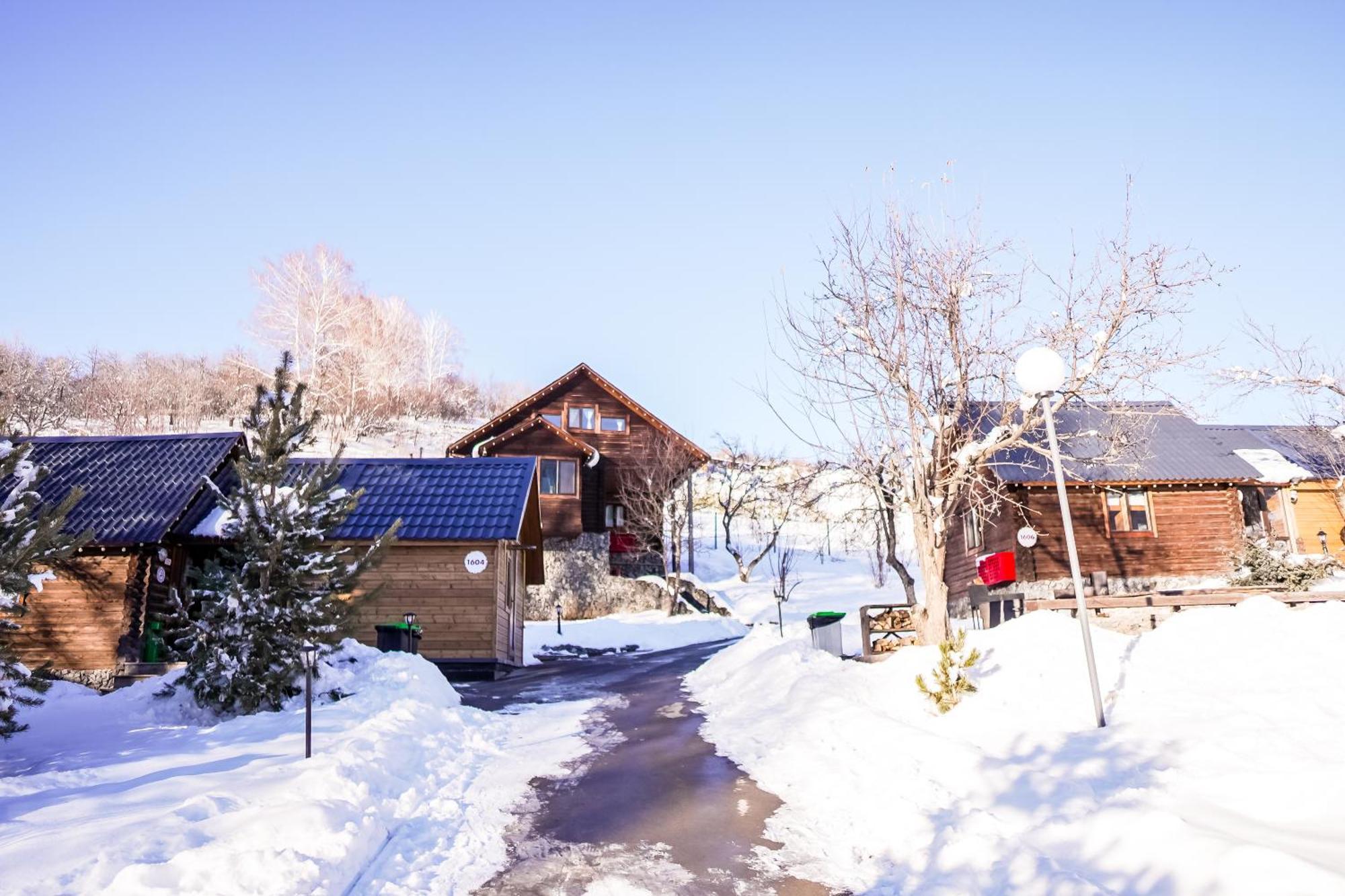 Oi-Qaragai Mountain Resort Besqaynar Exterior photo